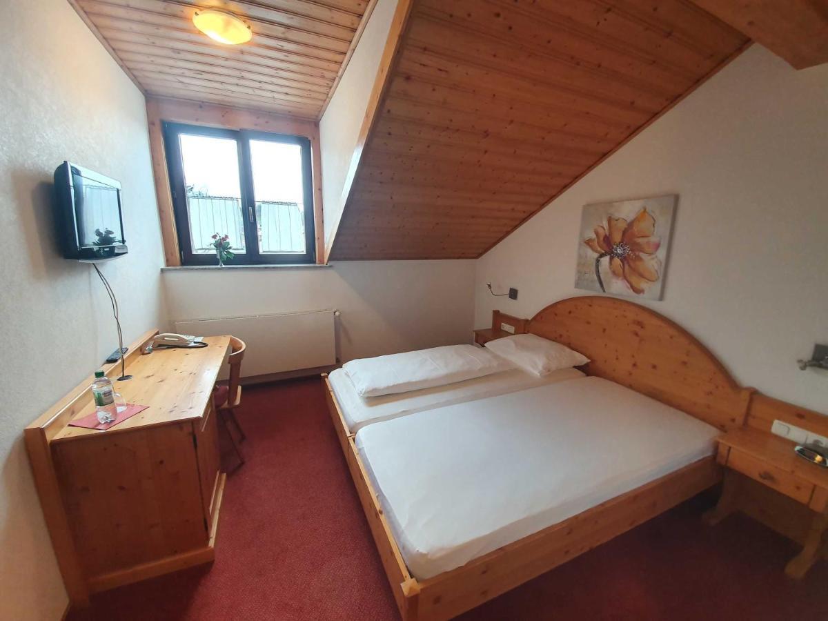 Landgasthof Brunnenwirt Zum Meenzer Fischbachtal Екстериор снимка
