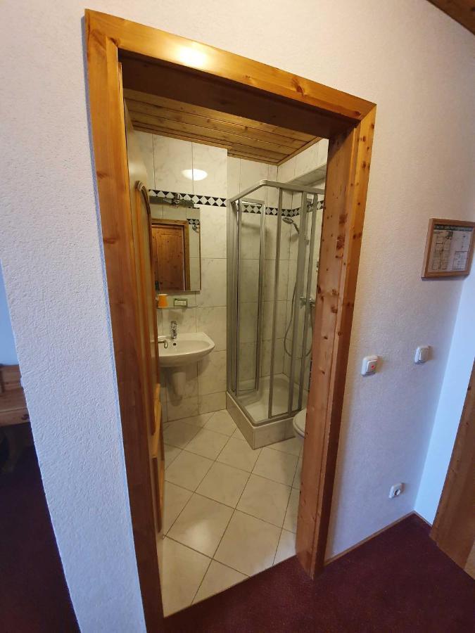 Landgasthof Brunnenwirt Zum Meenzer Fischbachtal Екстериор снимка