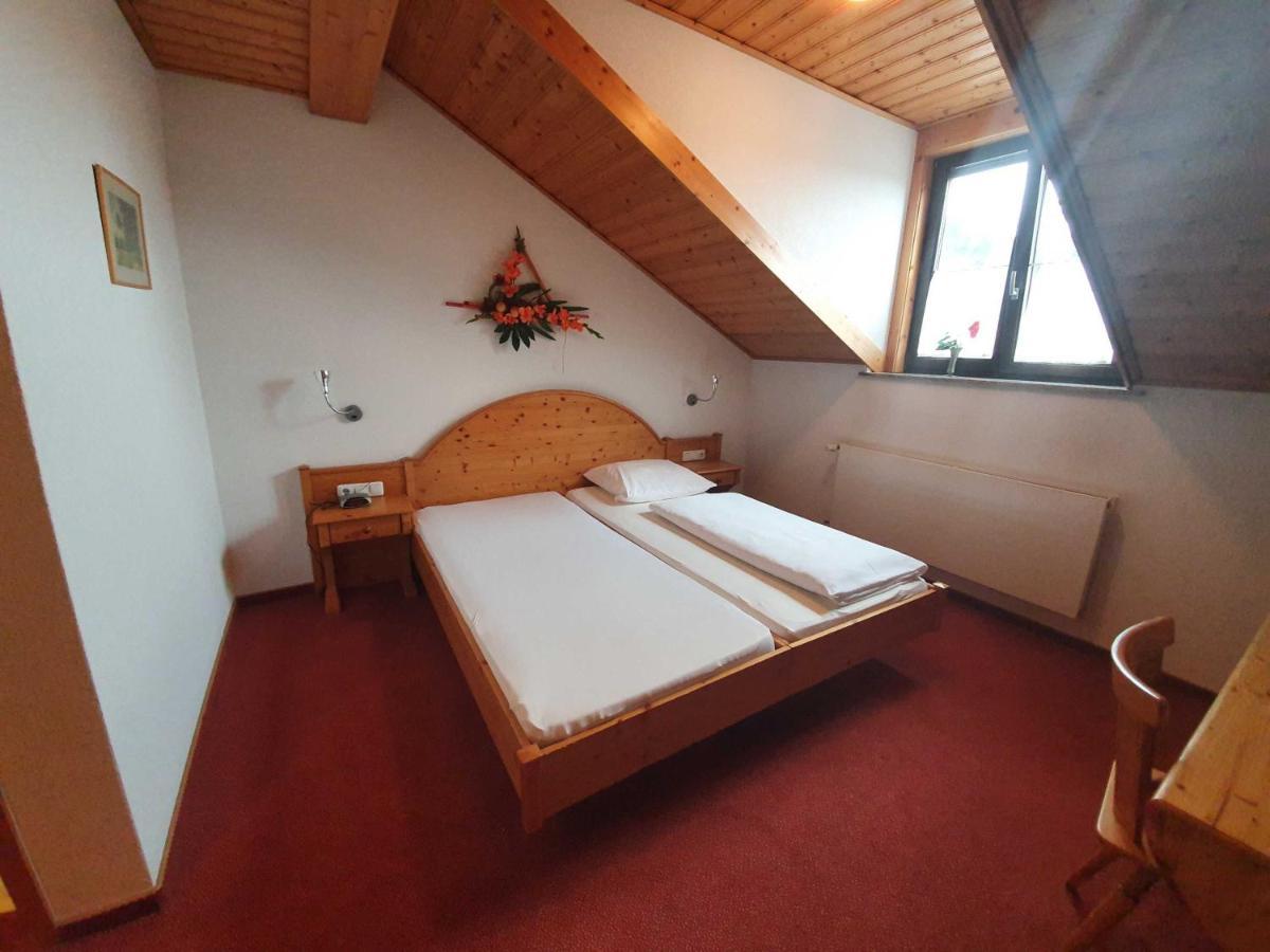 Landgasthof Brunnenwirt Zum Meenzer Fischbachtal Екстериор снимка