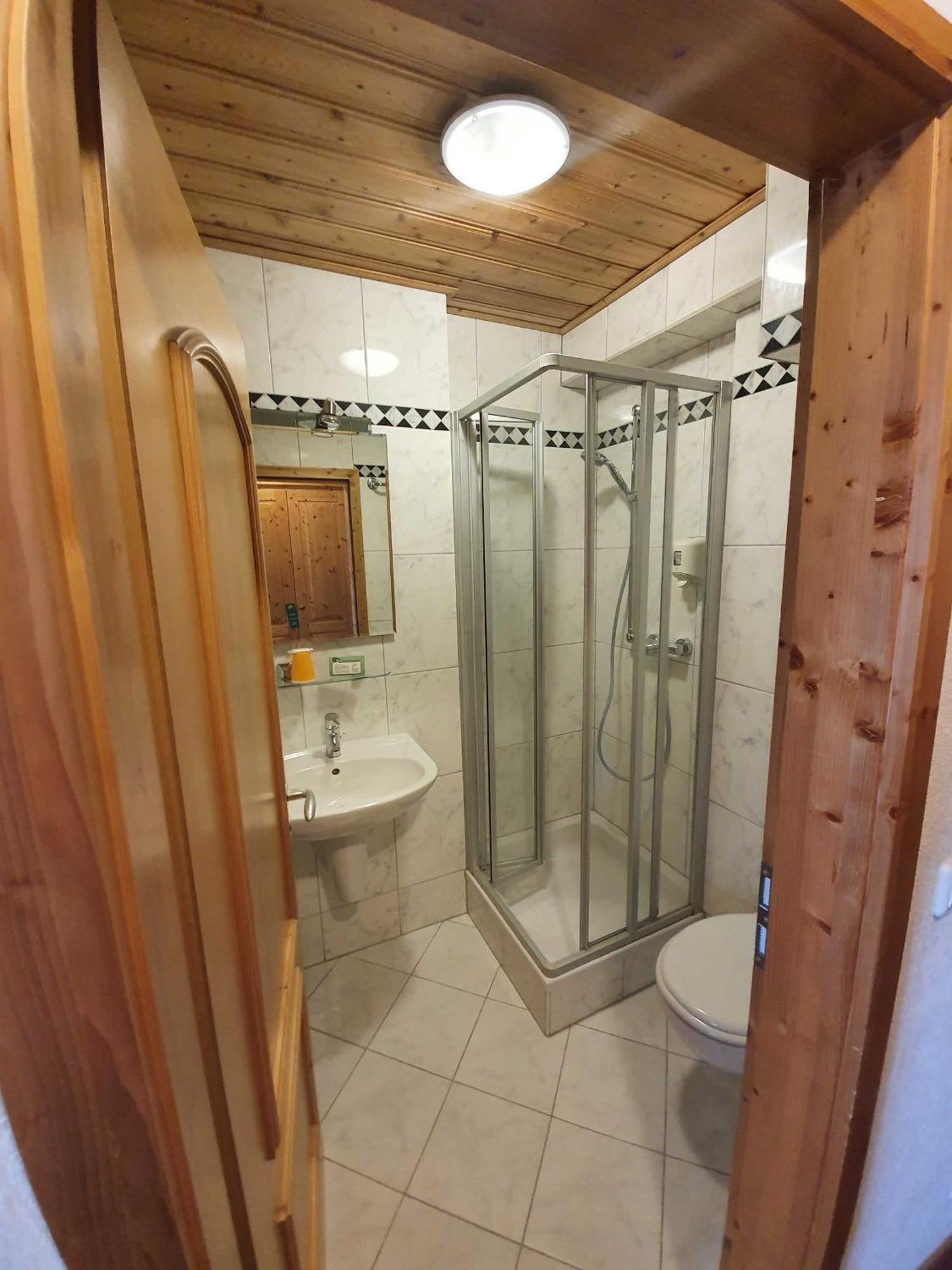 Landgasthof Brunnenwirt Zum Meenzer Fischbachtal Екстериор снимка